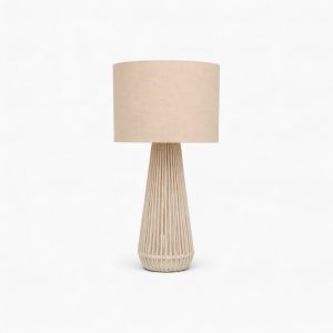 Lámpara de mesa tejida con macrame