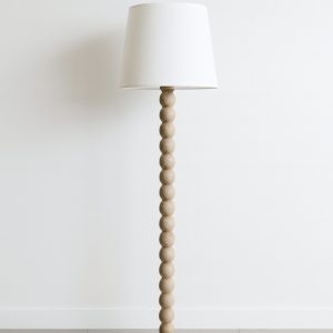 Lámpara de piso de encino con pantalla de lino de 155 cm, diseño moderno y artesanal